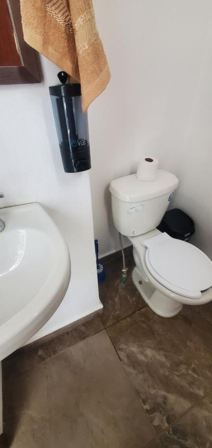 Oaxaca Hostal Guelaguetza Bano Compartido מראה חיצוני תמונה